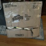 Bounty Quick-Size Paper Towels, White, 16 Family Rolls = 40 Regular Rolls (Packaging May Vary)